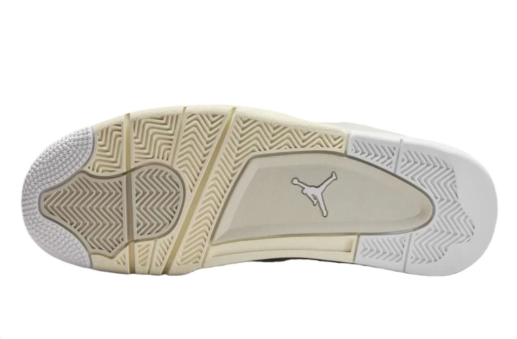 Air Jordan Low-Top Sneakers - Ivory & Cream